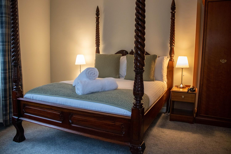 Bedroom 2, The Rosedale Hotel & Restaurant, Highland