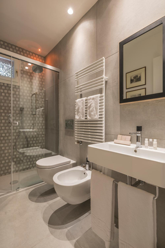 Bathroom 3, Mysuiteshome Apartments, Bologna