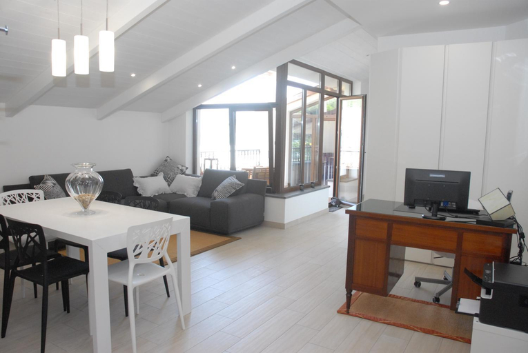 Public Area, Nonna Pina Traditional & Elegant B&B, Salerno