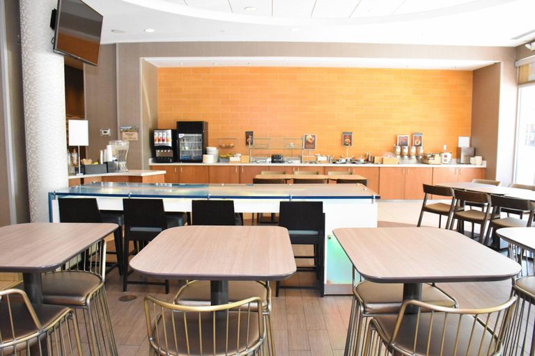 Food & Drinks 4, SpringHill Suites by Marriott Grand Junction Downtown/Historic Main St., Mesa