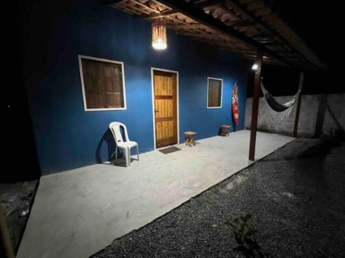 Front of property 3, Charmoso Chalé Surf com A/C a 5 Min da Praia, Prado