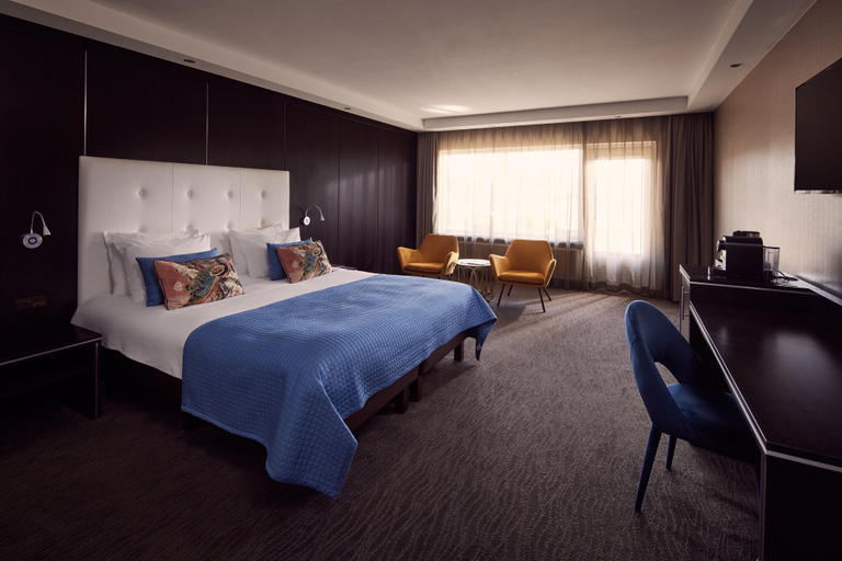 Bedroom 2, Van der Valk Hotel Groningen - Zuidbroek A7, Menterwolde