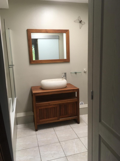 Bathroom, Tatiana Buirette, Pas-de-Calais