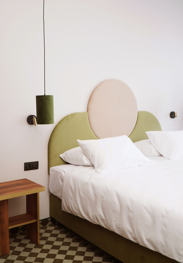 Bedroom 12