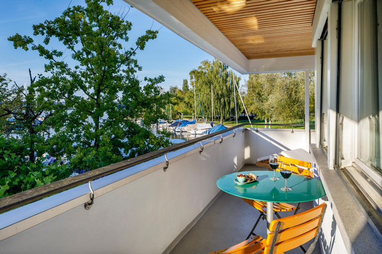 Others 4, Hotel Restaurant Schiff, Höfe