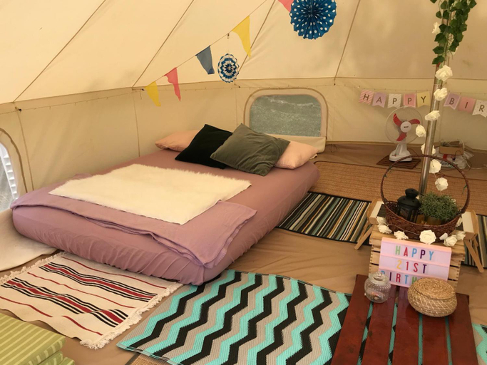 3, Glamping Kaki - Medium Bell Tent, Singapura