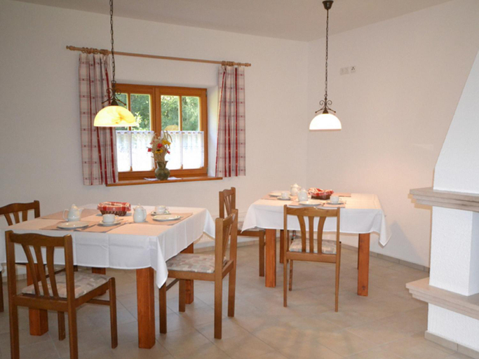 Others 4, Holzhammer Hof, Rottal-Inn