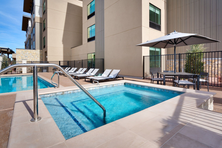 Sport & Beauty 5, TownePlace Suites by Marriott Show Low, Navajo