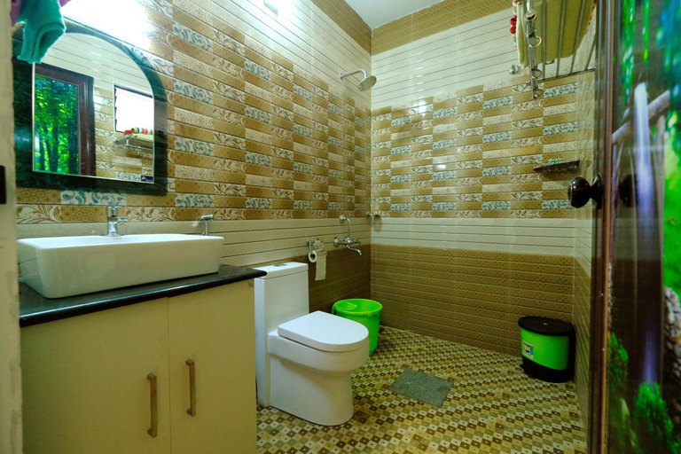Bathroom 3, Marari Lotus Beach Villa, Alappuzha