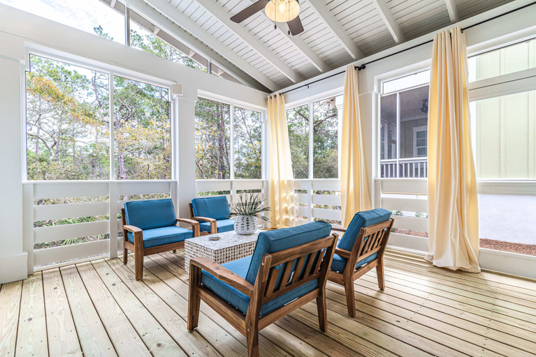 Others 4, Lakeside Elegance Near Beach Access, Walton