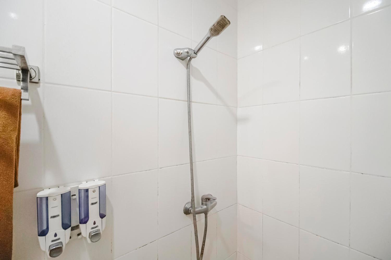 Bathroom 9