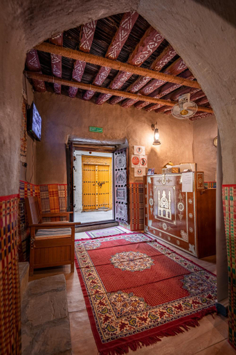Others 4, Antique Inn, Nizwa