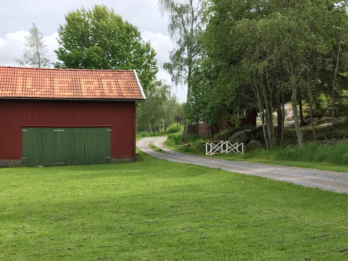 Others 2, Stuga utanfor Fjallbacka, Tanum