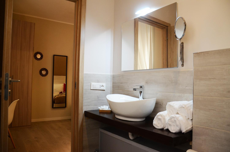 Others 5, B&B Al borgo, Rome