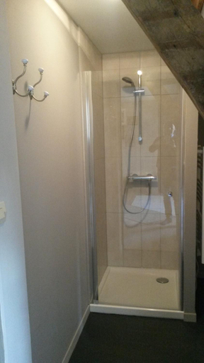 Bathroom 3, Laclos des champs, Somme