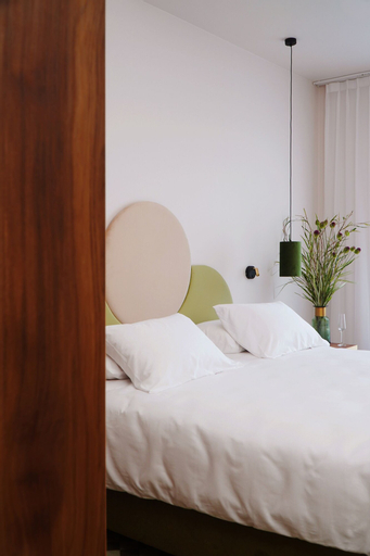 Bedroom 13