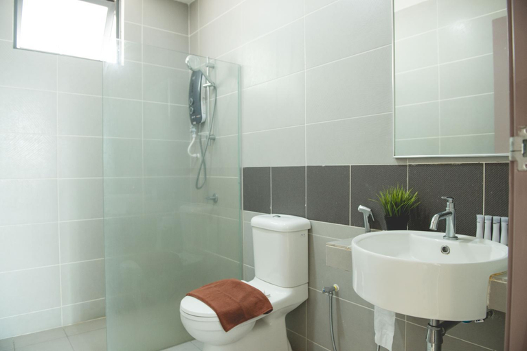 Bathroom 4, Amerin Mall & Suites, Hulu Langat