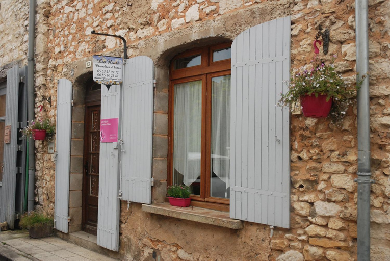 Others 4, Les Fleurs, Dordogne
