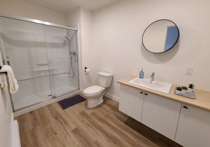 Bathroom 3, Appart-Hôtel L'UNI, Communauté-Urbaine-de-Québec