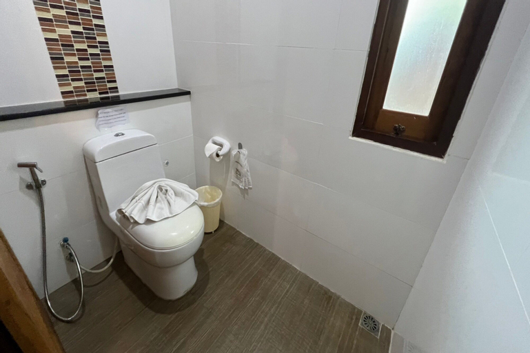 Bathroom 7