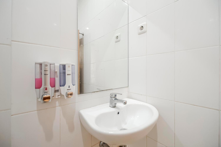 Bathroom 7