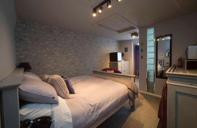 Others 5, Langside Bed and Breakfast, East Ayrshire