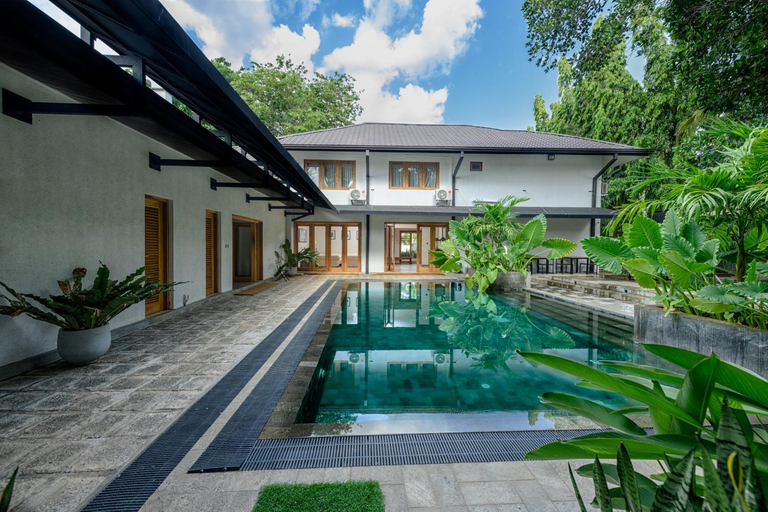 Sport & Beauty 2, Aryana Boutique Hotel, N. Palatha East