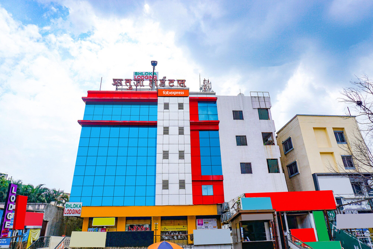 Exterior & Views, FabHotel Shloka, Pune