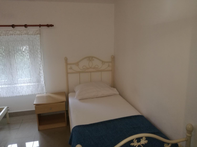 Bedroom 2, Rooms Garden, Dubrovnik