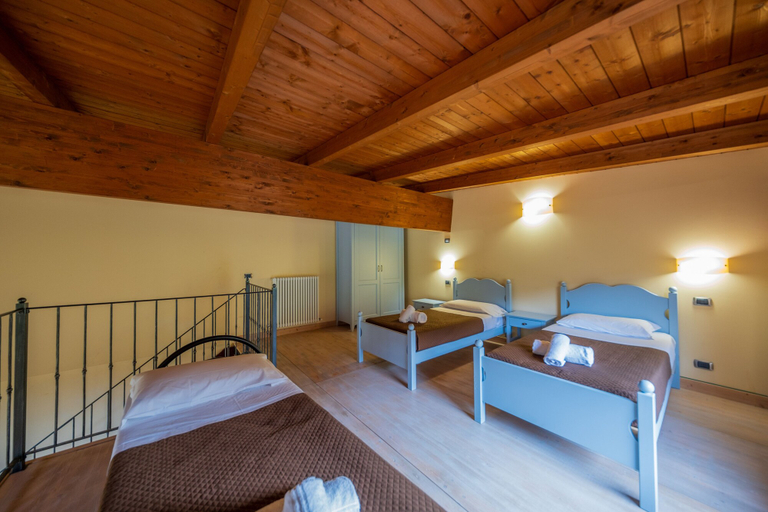 Bedroom 3, Agriturismo Borgo Biaia, Lucca