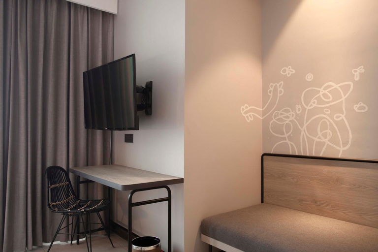 Bedroom 25