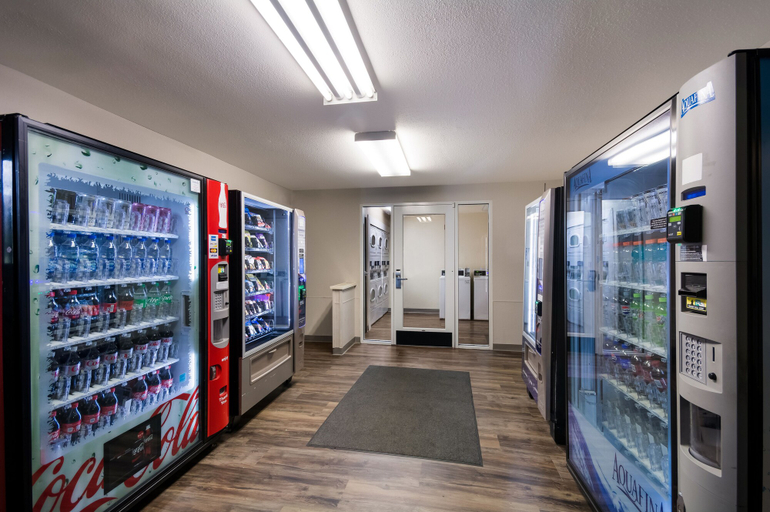 Food & Drinks 4, WoodSpring Suites Lexington, Fayette
