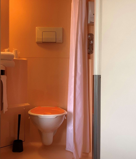 Bathroom 5, Première Classe Chateauroux - Saint Maur, Indre
