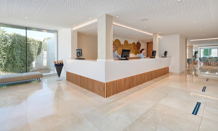 Public Area 4, Hipotels Mediterraneo Club, Baleares