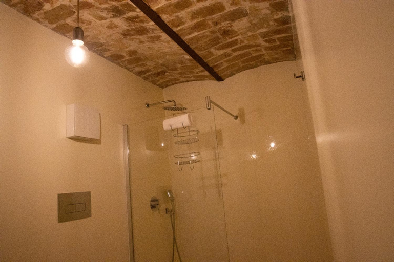 Bathroom 4, Charme in Perillis, Pescara