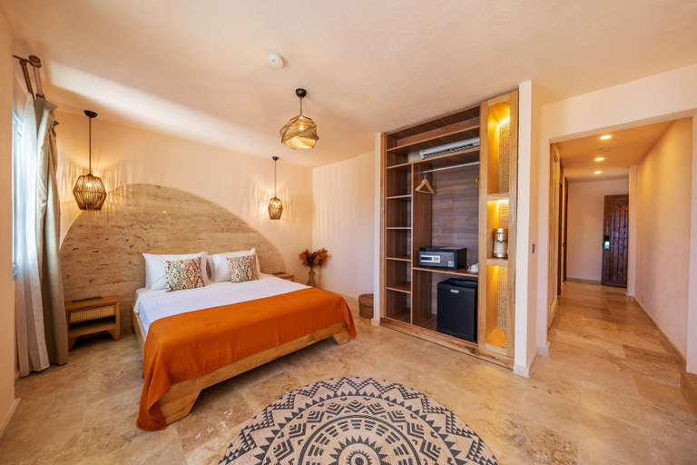 Bedroom 2, Inone Mucho Selection Hotel, Bodrum