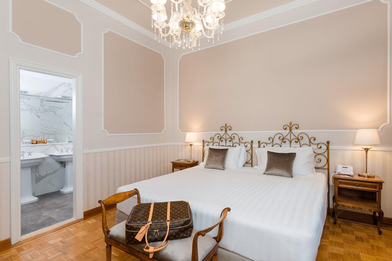 Bedroom 12
