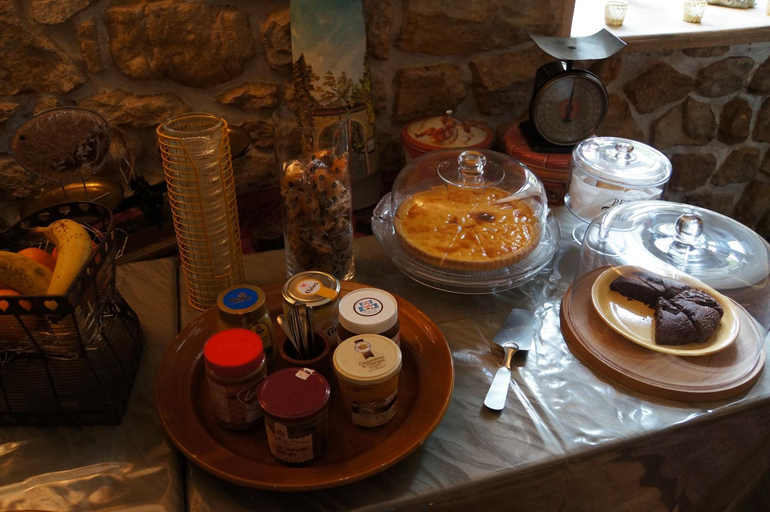 Others 4, Maison du Manoir, Ardèche