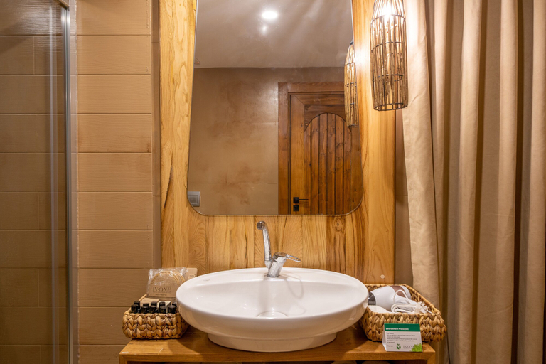 Bathroom 5, Inone Mucho Selection Hotel, Bodrum