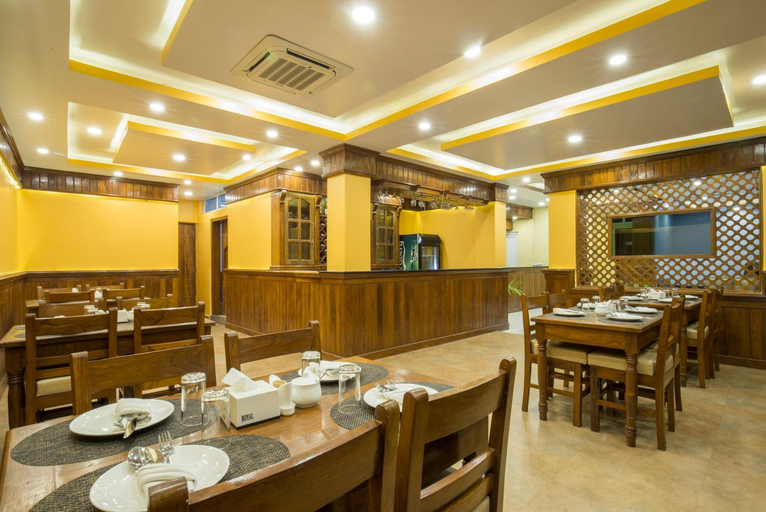 Food & Drinks 5, Hotel Lake Shore, Gandaki