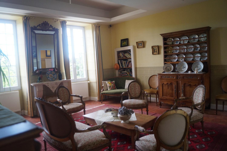 Others 4, Le Domaine de Rochefort, Yonne