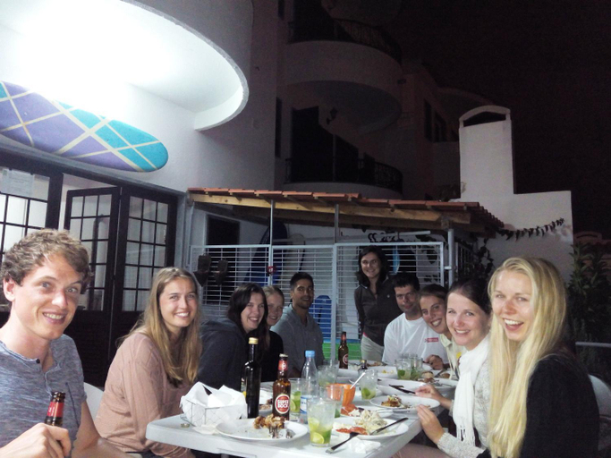 Food & Drinks, Ericeira Chill Hill 2 – Peach Garden, Mafra