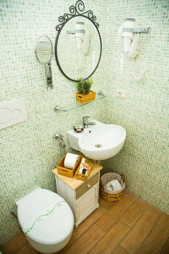 Bathroom 3, Santa Maggiore Inn, Rome