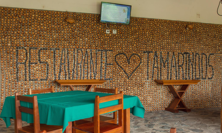 Food & Drinks 4, Residencial Tamarindos, Lobata