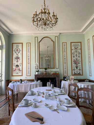Food & Drinks 4, Chateau de Praslins, Loiret
