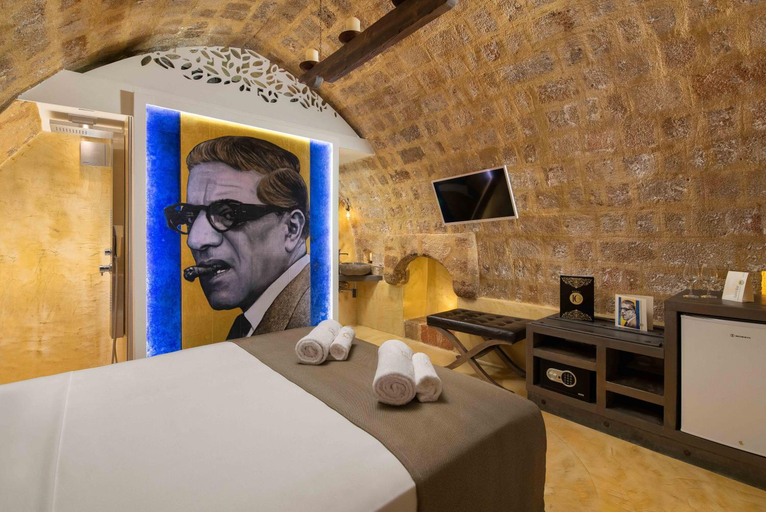 Bedroom 3, 10GR Hotel and Wine Bar, South Aegean