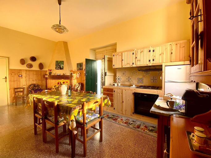 Dining Room 3