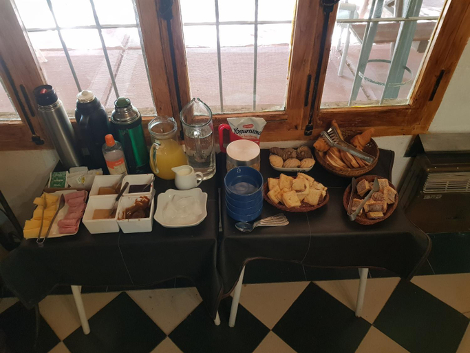 Food & Drinks 4, Posada y Cabanas "Finca El Rincon de Lunlunta", Maipú