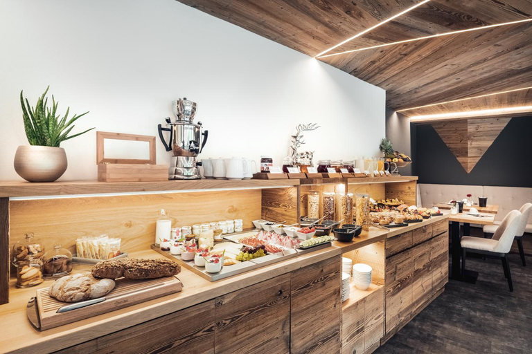 Food & Drinks 5, Les Dolomites Mountain Lodges, Bolzano