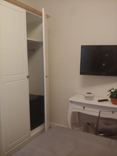 Others 4, TINY ROOM, Sassari